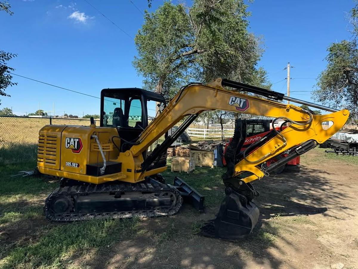 Used 2021 Caterpillar 305.5E2 Mini Excavator
