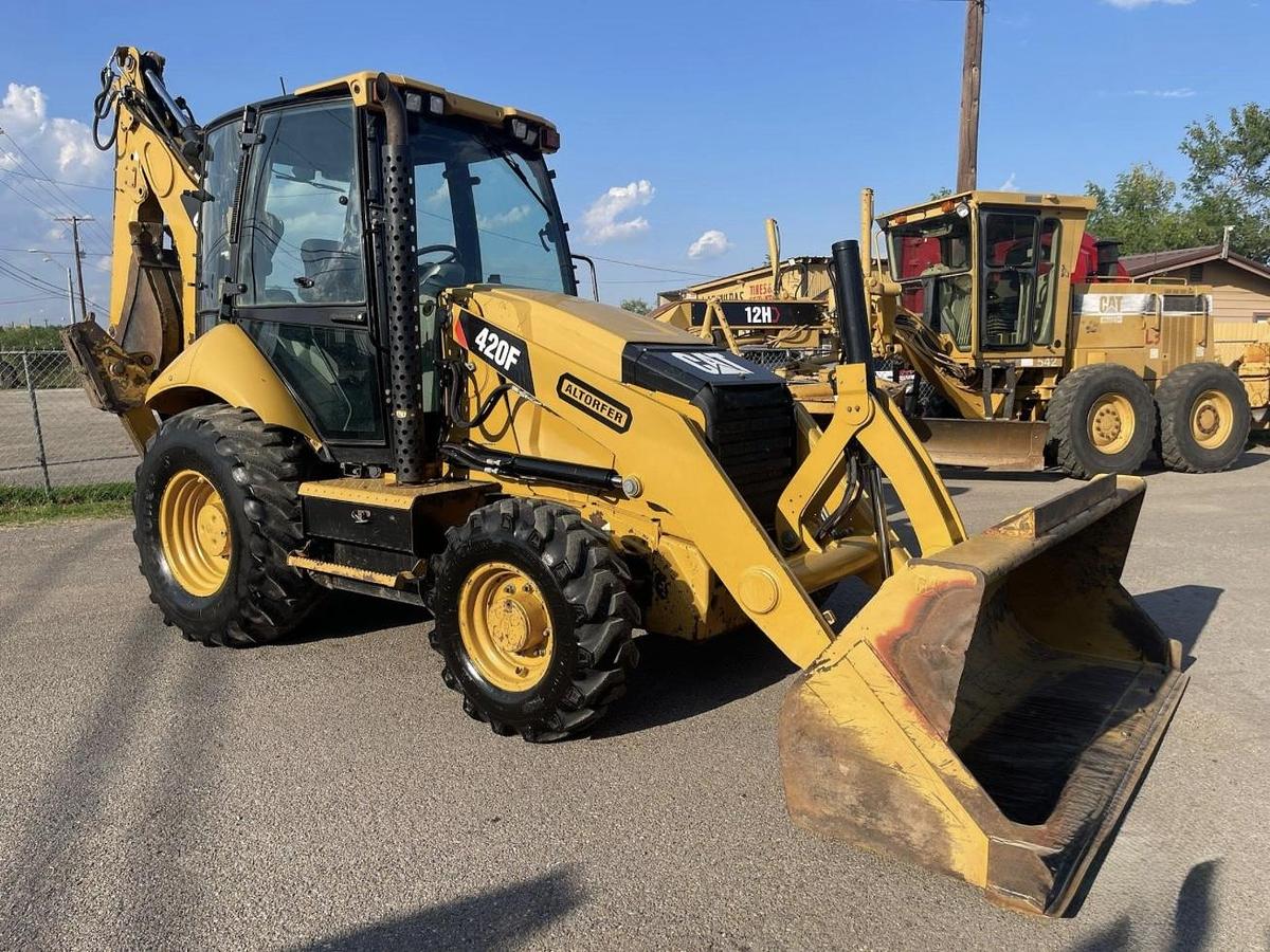 Used 2014 Caterpillar 420F