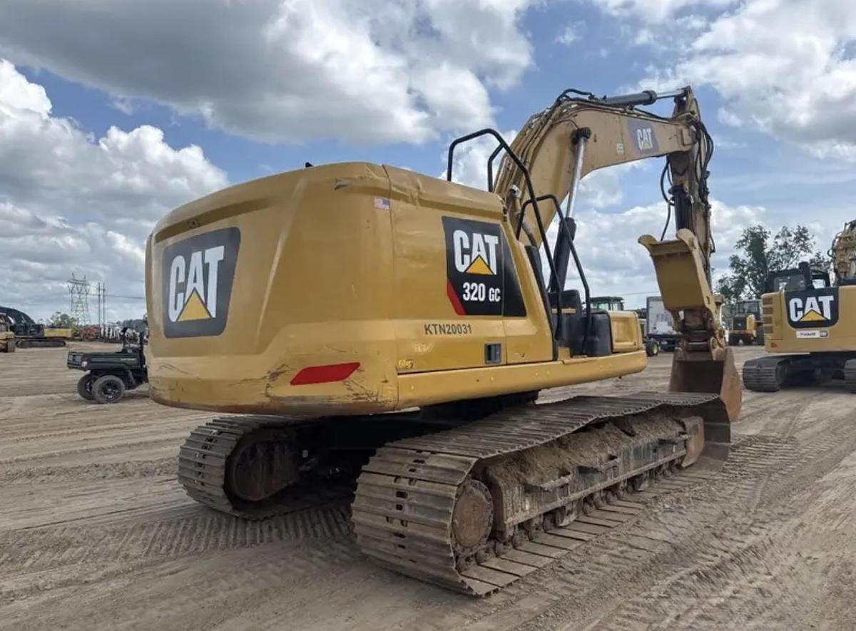 Used 2020 Caterpillar 320GC