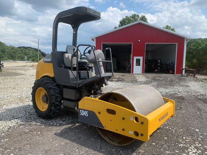 Used 2013 Volvo SD45