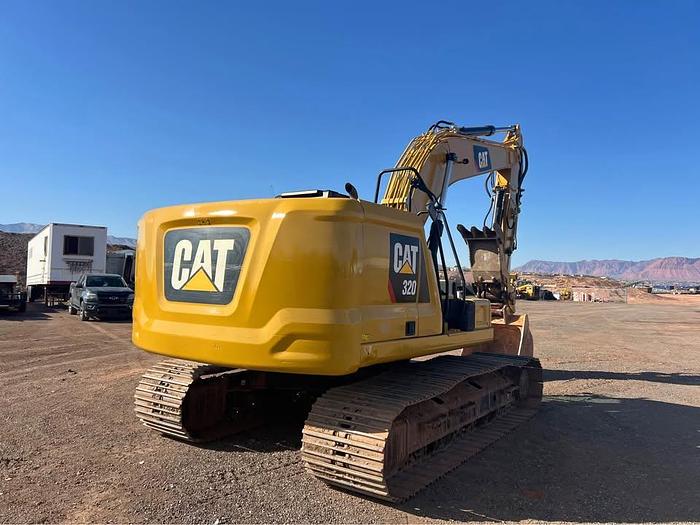 Used 2018 Cat 320