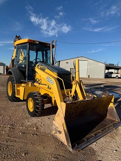 Used 2004 John Deere 310G