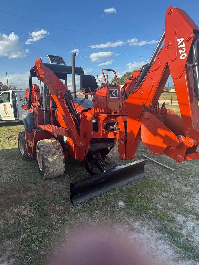 Used 2003 Ditch Witch RT70 Trencher 