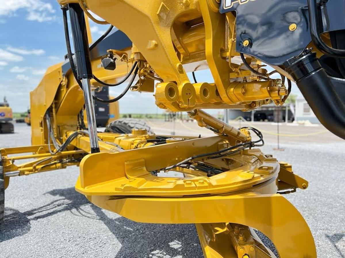 Used 2015 CAT 140M3 Motor Grader