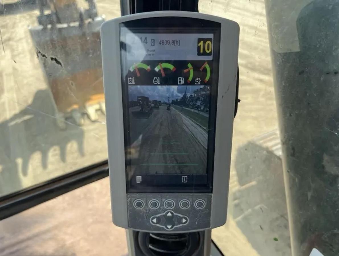 Used 2017 Caterpillar 320FL