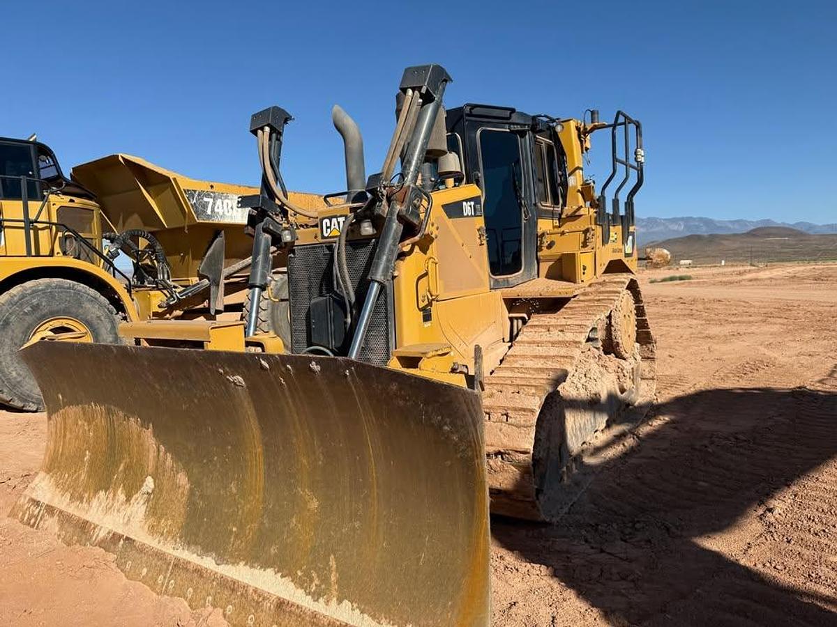 Used 2018 CAT D6T XL Dozer