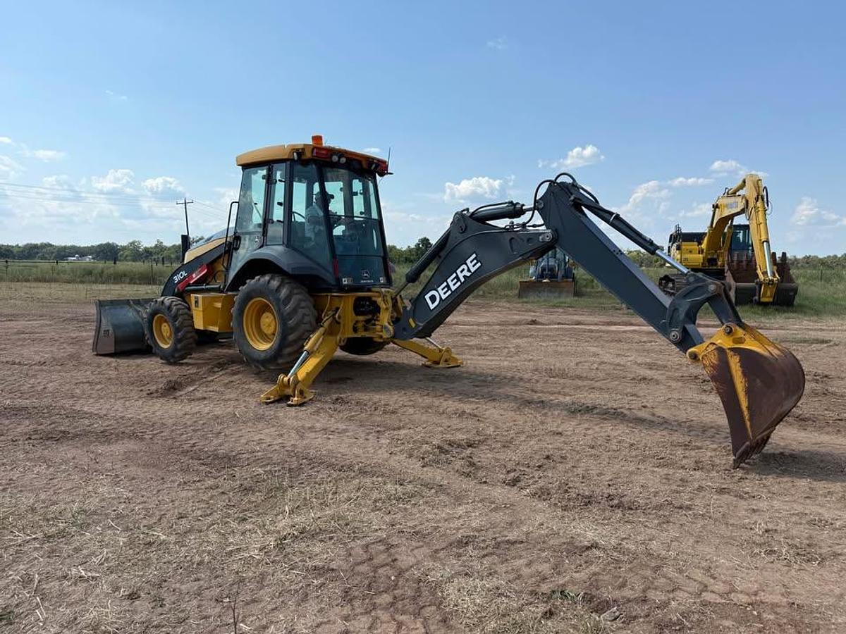 Used 2019 John Deere 310L