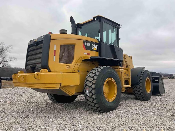 Used 2016 Caterpillar 938m