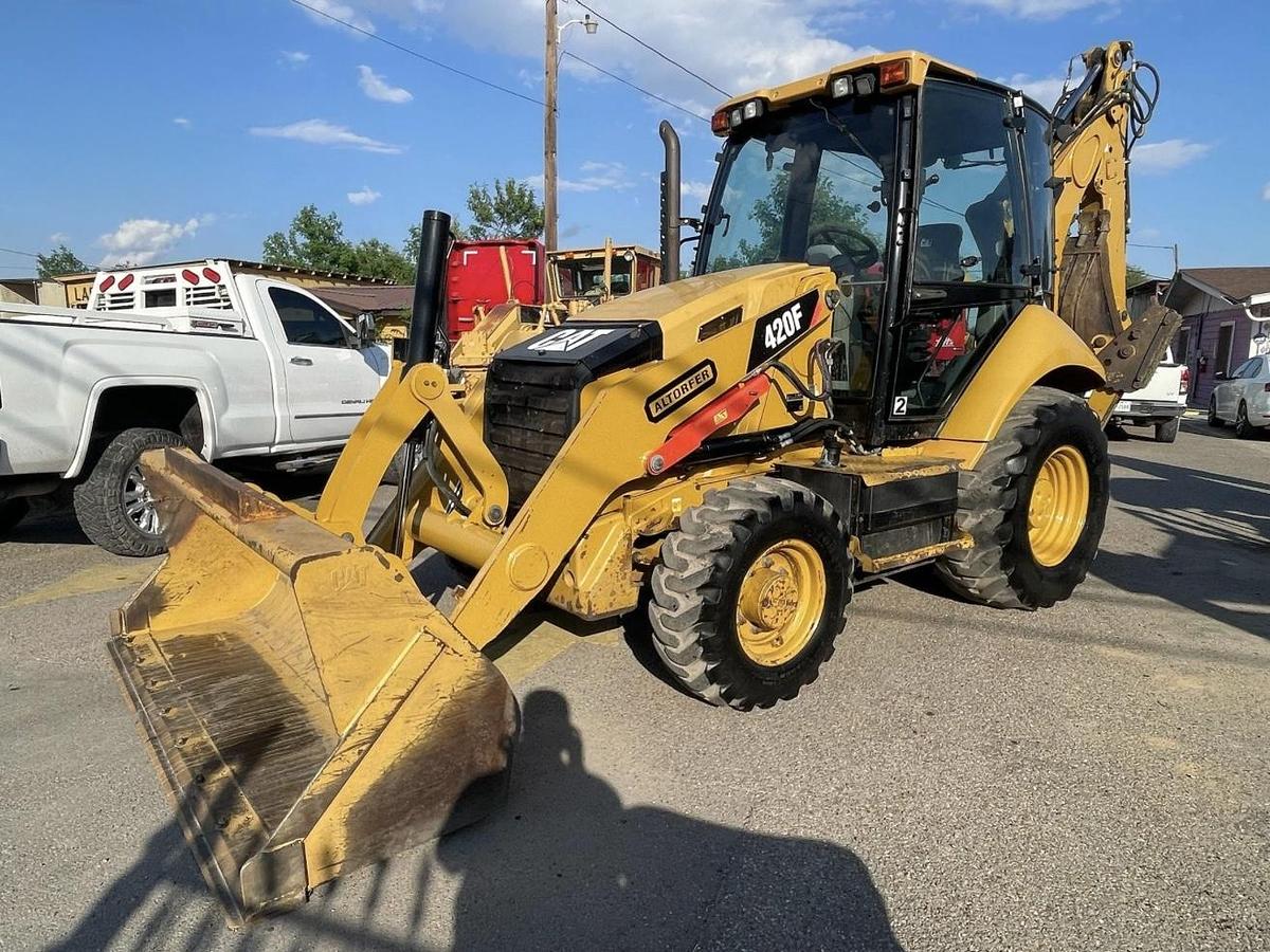 Used 2014 Caterpillar 420F