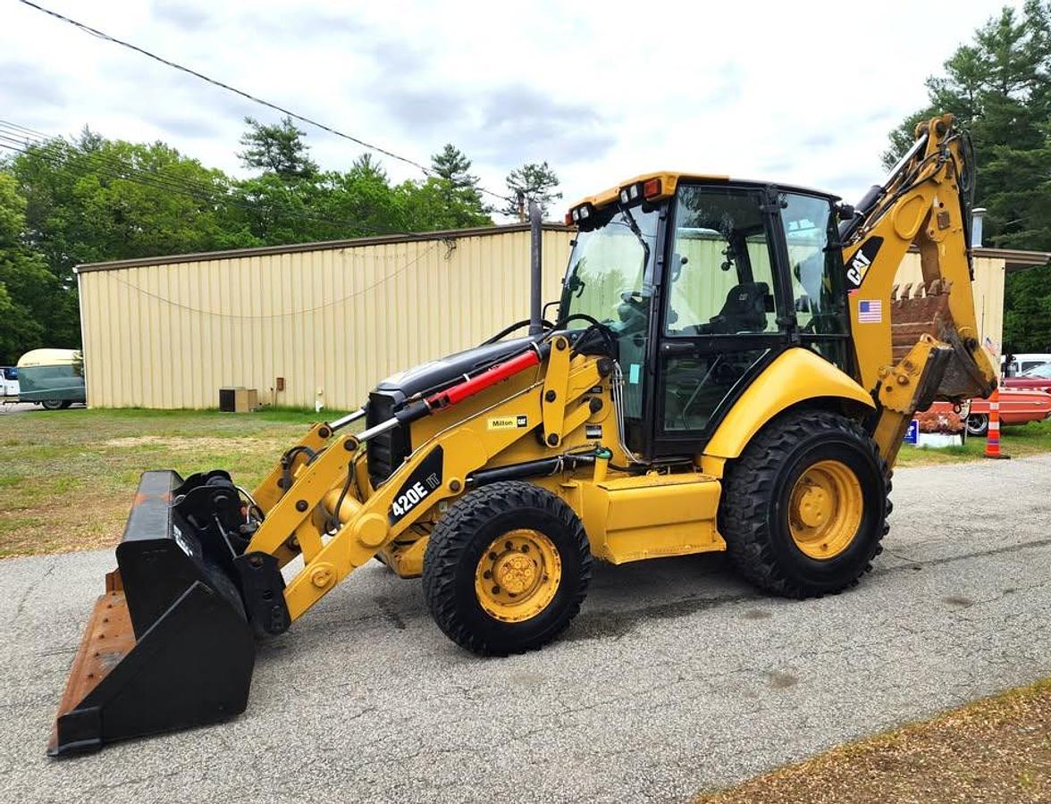 Used 2011 CAT 420E IT
