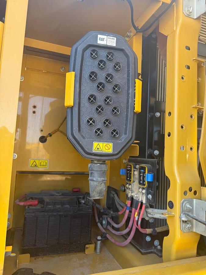 Used 2019 CAT 320 Excavator