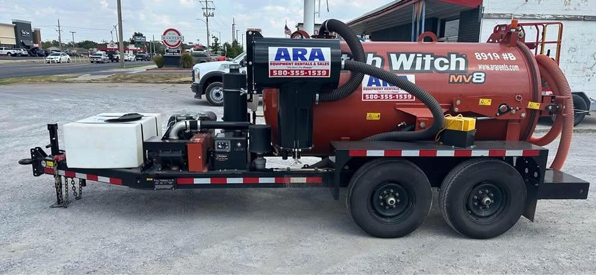 Used 2024 Ditch Witch MV8 Mud Vac