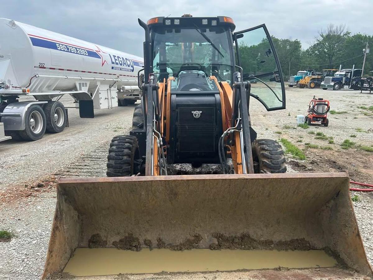 Used 2019 Case 580SN