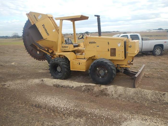 Used 2000 Vermeer V8550A Rocksaw