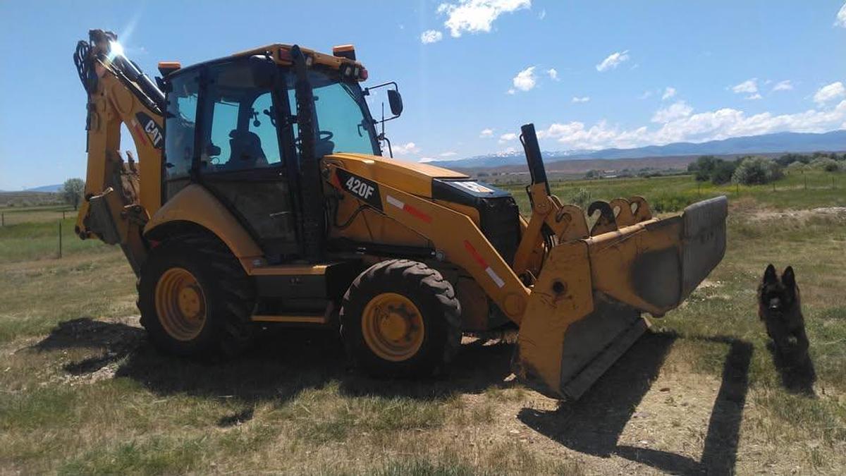Used 2013 CAT 420F