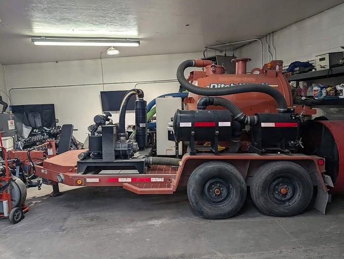 Used 2018 Ditch Witch FX25