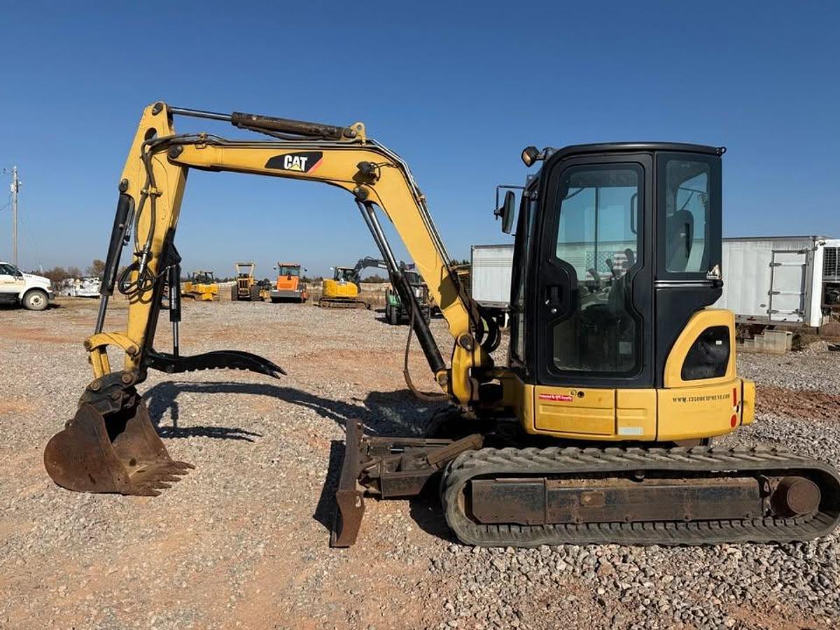 Used 2010 Caterpillar 305C CR Mini Excavator