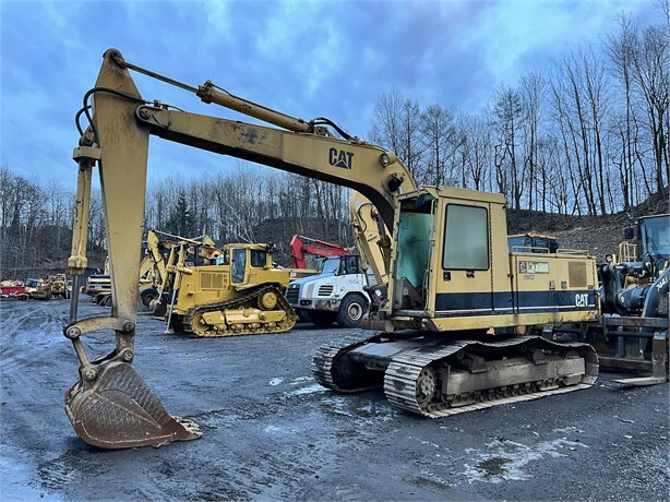 CAT 215B LC