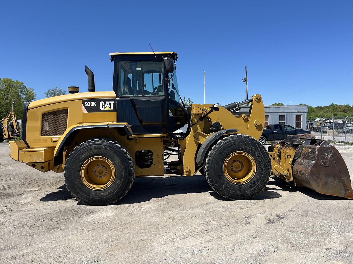 Used 2013 Caterpillar 930K