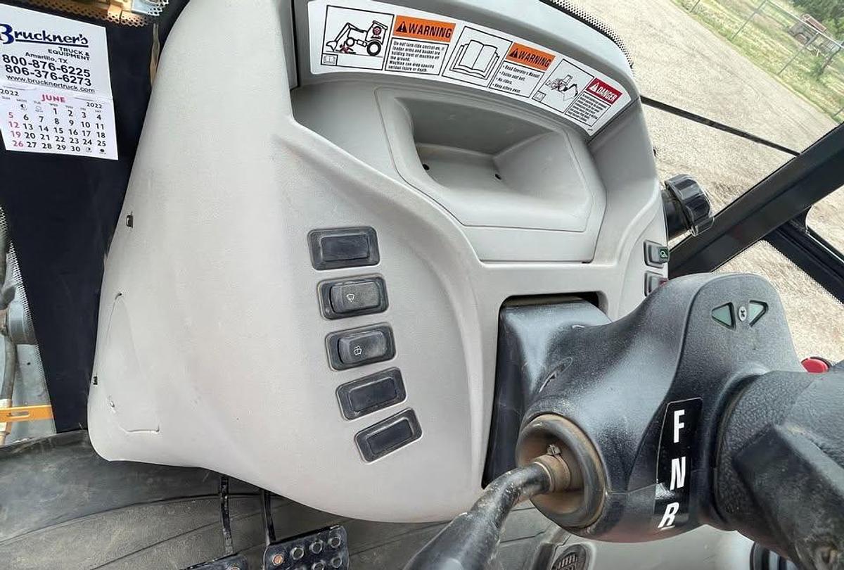 Used 2018 Case 580N EP