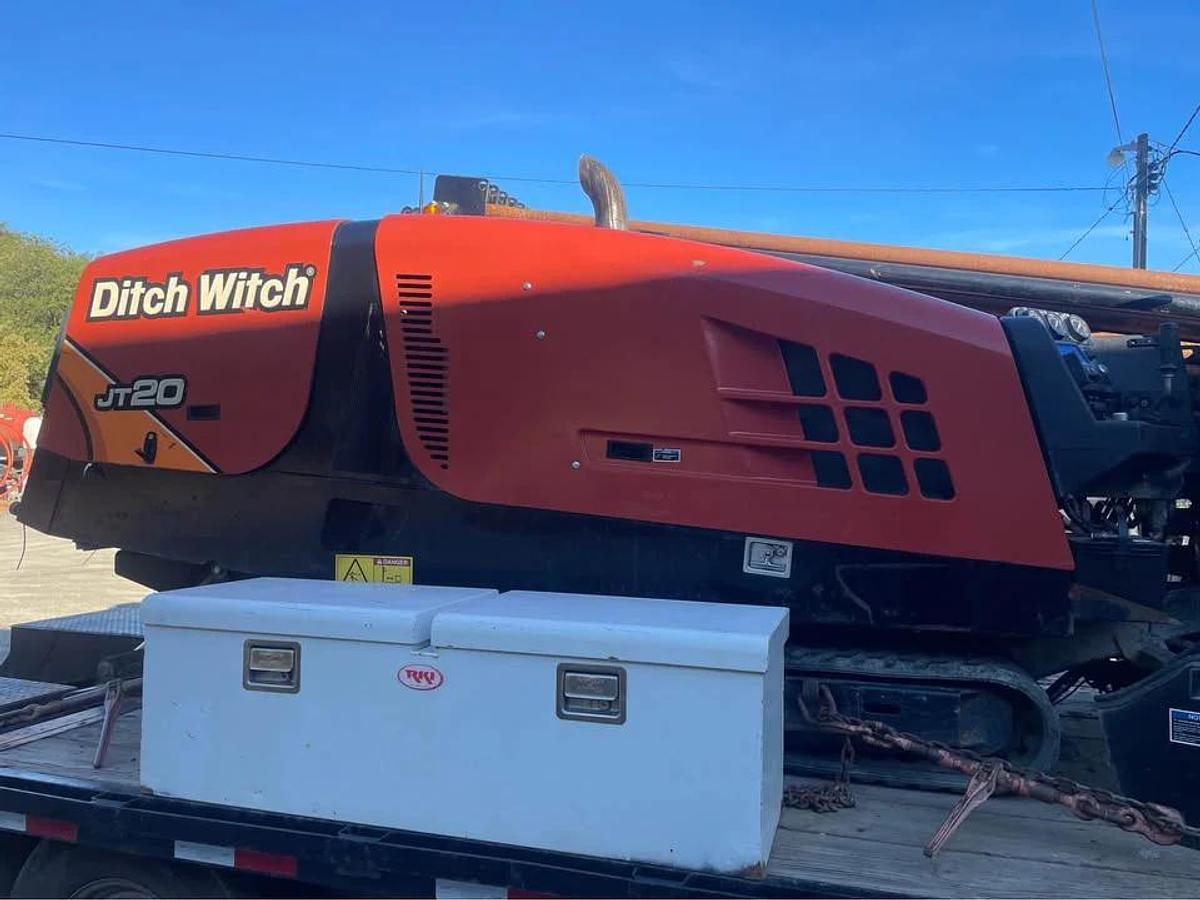 Used 2015 Ditch Witch JT20 HDD Package 3,547 hours (Trailer, Mixer, Location Set)