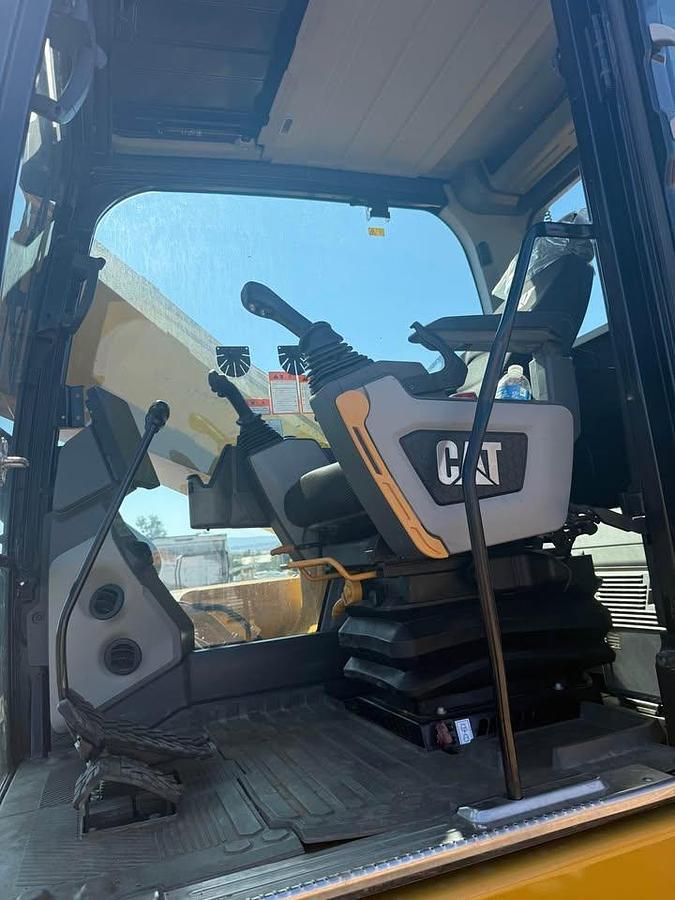 Used 2019 CAT 320 Excavator