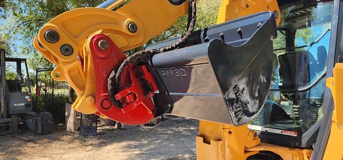 Used 2014 CASE 580SN