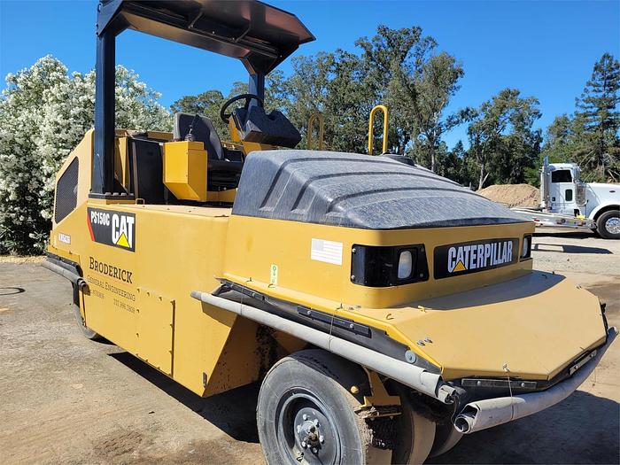Used 2012 CATERPILLAR Compactors PS-150C