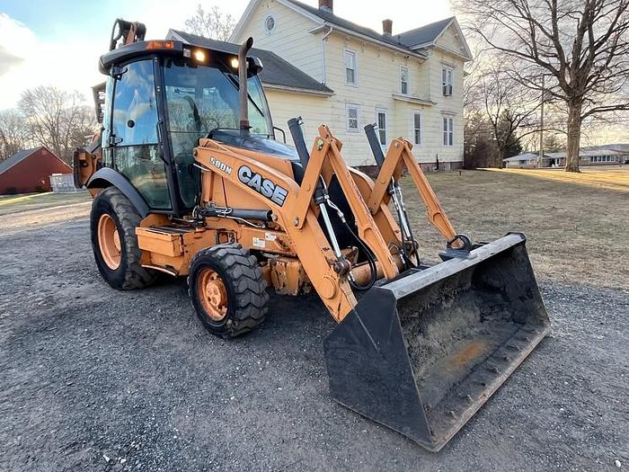 Used 2012 Case 580N