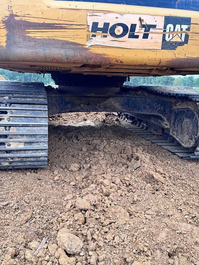 Used 2014 Caterpillar 320E