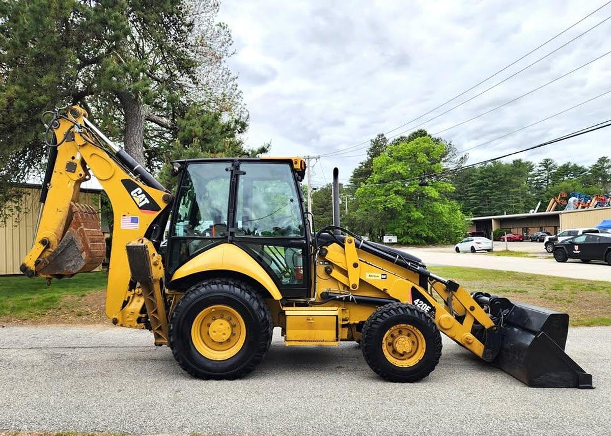 Used 2011 CAT 420E IT