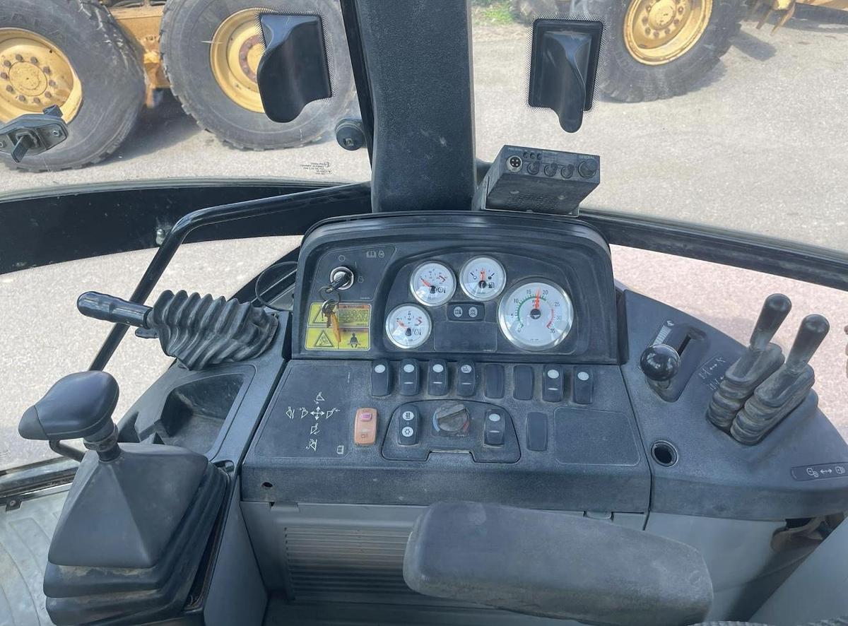 Used 2006 Caterpillar 420E