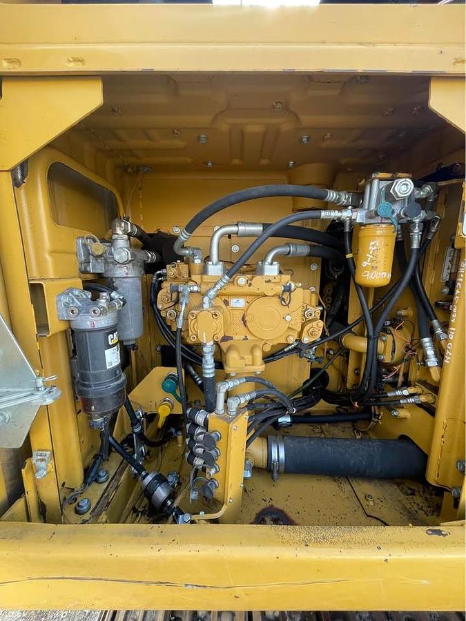 Used 2013 Caterpillar 320EL