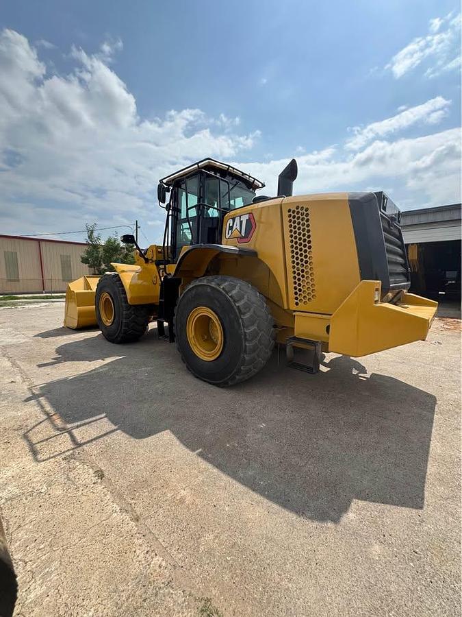 Used 2014 Caterpillar 972K