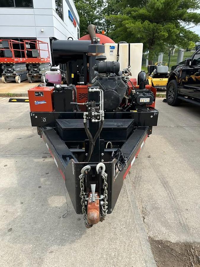 Used 2020 Ditch Witch HX30G