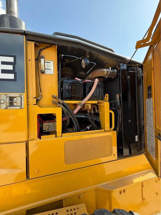 Used 2014 John Deere 772G