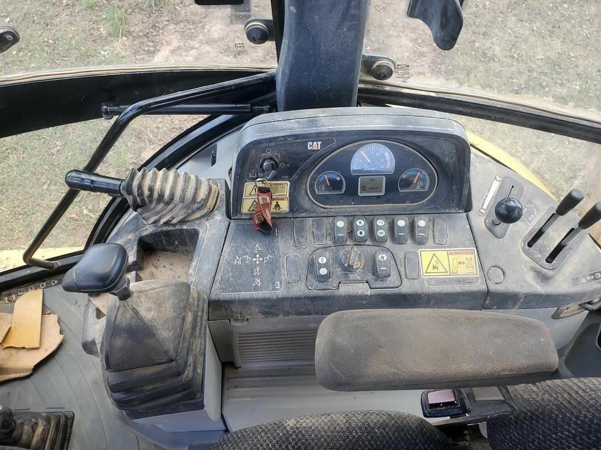 Used 2012 Caterpillar 416F