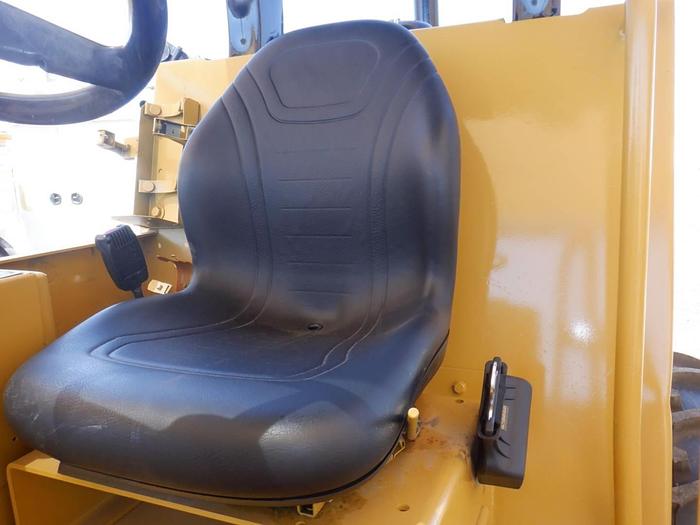 Used 2003 CATERPILLAR CP-323C