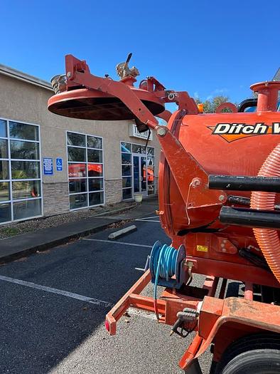 Used 2017 Ditch Witch FX50