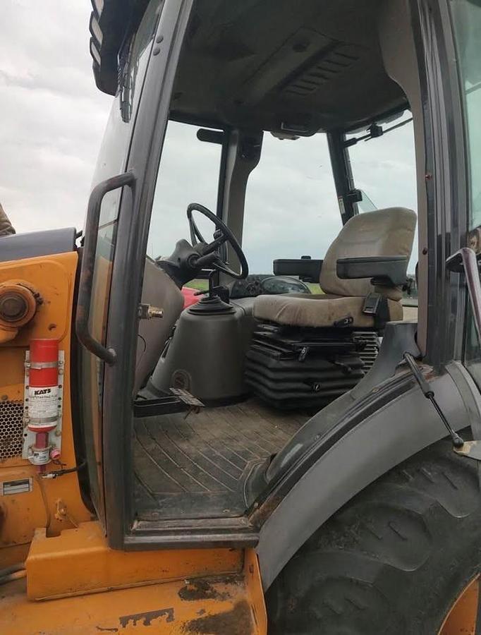 Used 2005 CASE 580SM