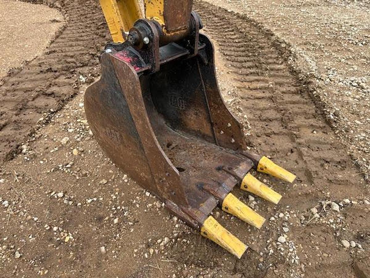 Used 2019 Caterpillar 303.5E2 CR