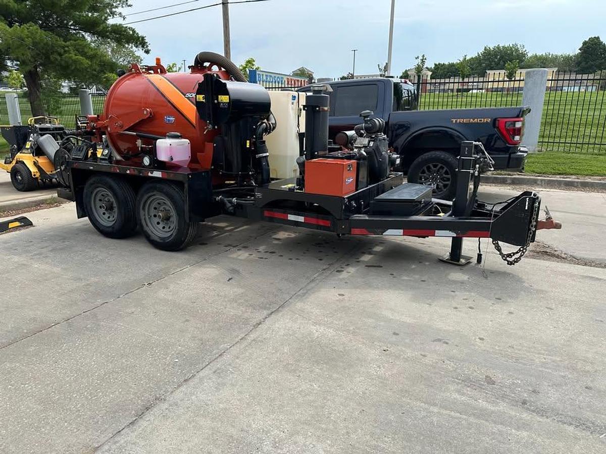 Used 2020 Ditch Witch HX30G