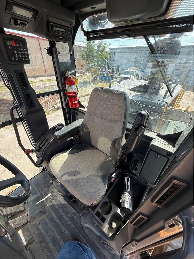 Used 2014 John Deere 772G