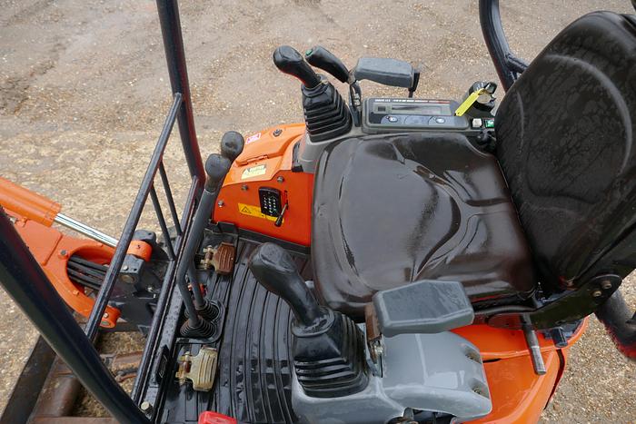 Used 2011 KUBOTA U17-3a