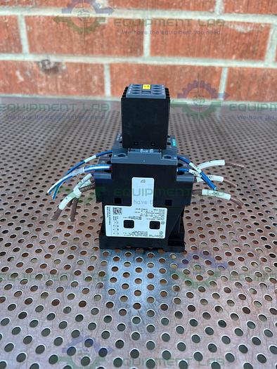Used Siemens 3RT2028-1BB40 Contactor Relay