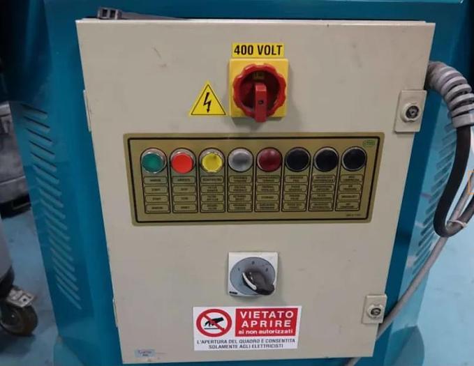 Used INDUSTRIAL VACUM CLEANER NILFISK 