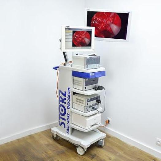 D'occasion COLONNE DE COELIOCHIRURGIE KARL STORZ AVEC 2 MONITEURS STORZ ECRAN PLAT