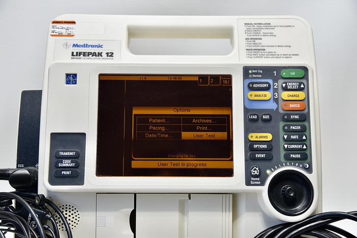 Used MEDTRONIC LIFEPAK 12 Physio Biphasic Defibrillator / Monitor