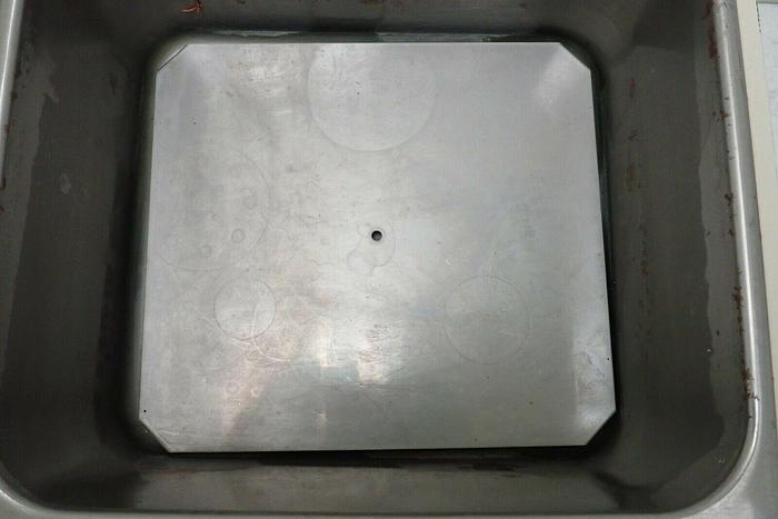 Used Precision Scientific 66551 Model 183 Heated Water Bath with Lid