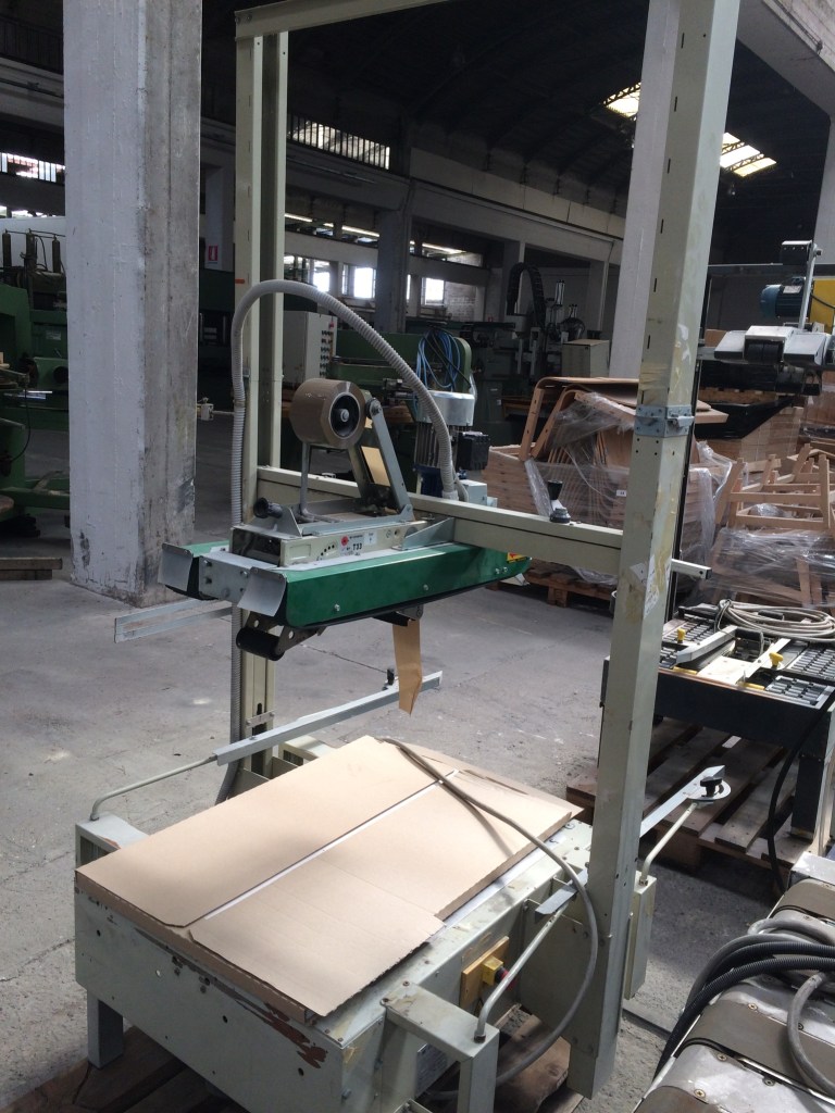 Usato 2001 NASTRATRICE COMARME GEM37